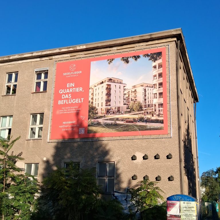 bauschild center berlin Banner segelfliegerquartier